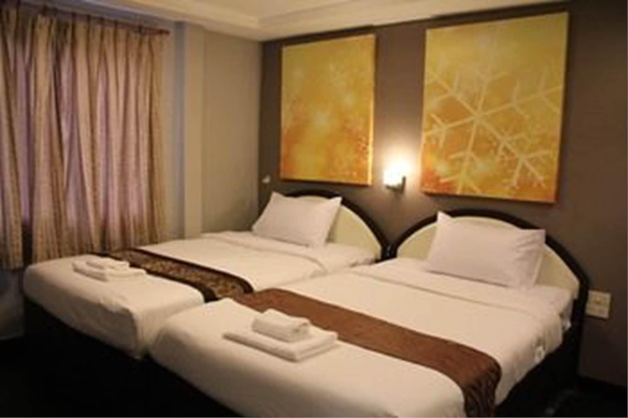V30 Sukhumvit Hotel Banguecoque Exterior foto